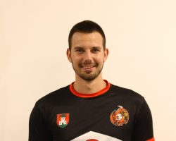 2 Gregor MIHELČIČ (1998), podajalec