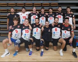 trener Jurij Žavbi, Matic Rojnik, Jurij Oman, Jaka Sešek, Din Hodžič Šlejkovec, Primož Mejal, Črtomir Bošnjak, Jaka Prevorčnik, Jan Karl Jančič, Gregor Mihelčič, Jožef Verdinek, Blaž Vilar, Aljaž Gornik