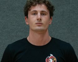 8 Taras Peter ČUČULOVIČ (2002), libero