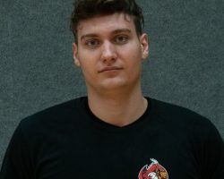 9 Juš VINDIŠAR (2004), bloker