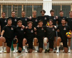 pomočnik trenerja Tadej Ferme, Mohor Travnik, Enej Rutar, Miha Kosanc, Jošt Lenič, Jurij Drobež, Jaka Prevorčnik, Juš Vindišar, Bor Rojc, trener Miha Kikelj, Luka Mivšek, Žiga Žolnir, Taras Peter Čučulovič, Matic Češnovar, Gaj Elikan, Gregor Mihelčič